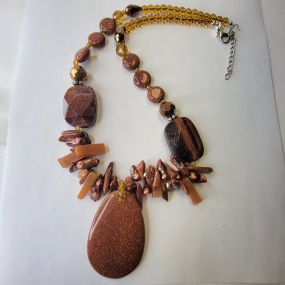 Brown hued gemstone fashion necklace and earrings set - Picture 2 of 14